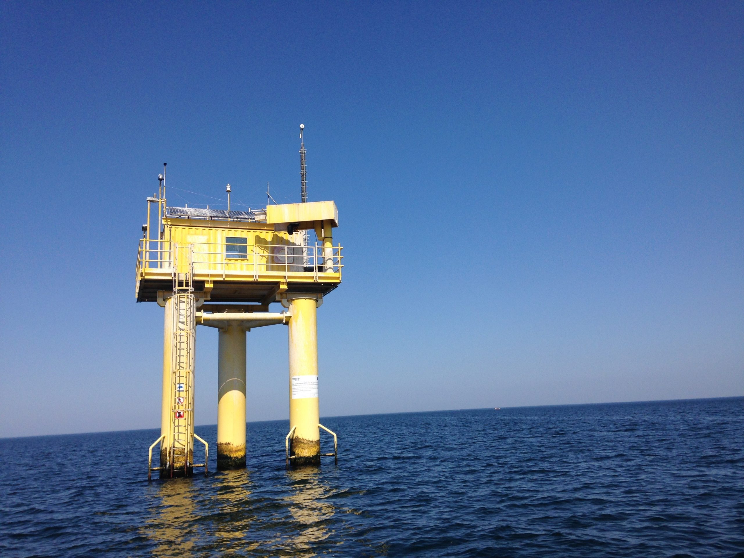 Marine Technology & Robust Systems